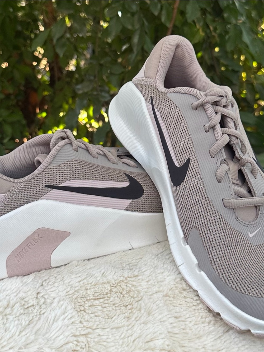 Nike Flex Train - Women's Shoes (Malt/Ash/White) in Sz 9 - Excellent condition